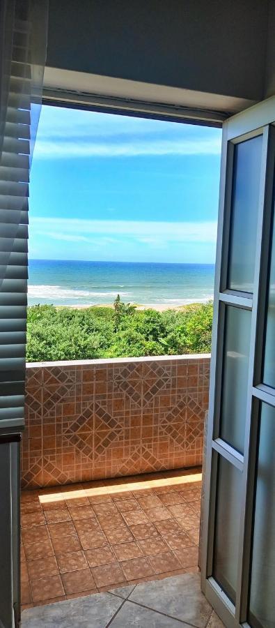 Breezy Seaview- On The Beach Amanzimtoti Extérieur photo