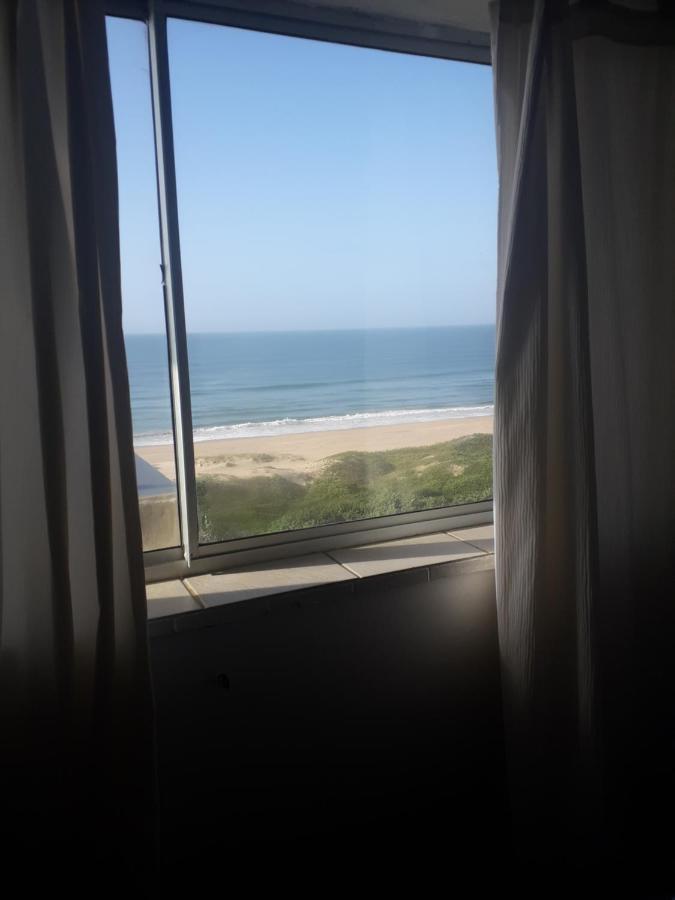 Breezy Seaview- On The Beach Amanzimtoti Chambre photo